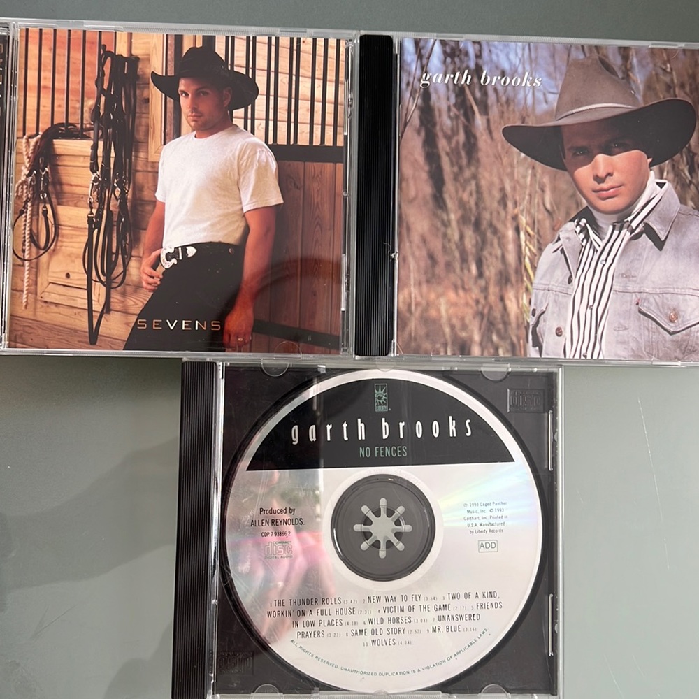 Garth Brooks CD’S